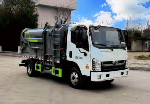 福田牌 国六 2.6吨自装卸式垃圾车